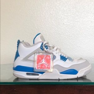 Jordan 4’s